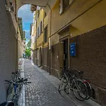 Guesthost - Ricasoli Garden Modern Апартаменты