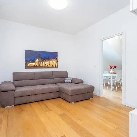 Apartamento Ricasoli Garden Modern Udine