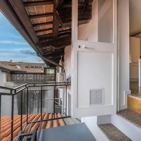 Ricasoli Garden Modern *