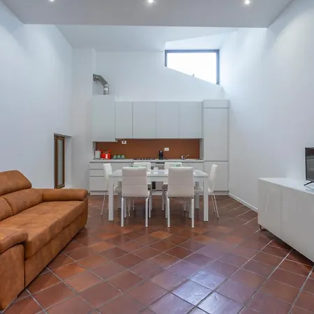 Ricasoli Garden Modern Apartamento Udine