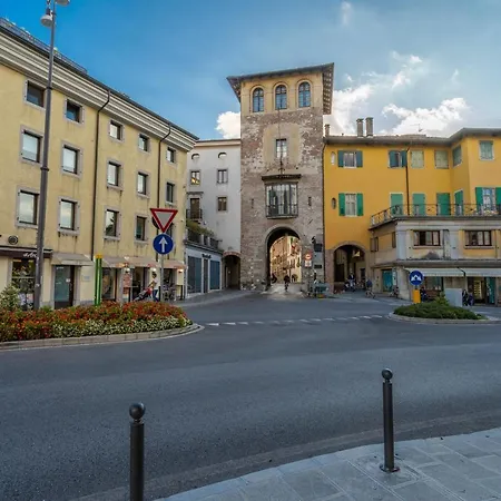 Ricasoli Garden Modern *