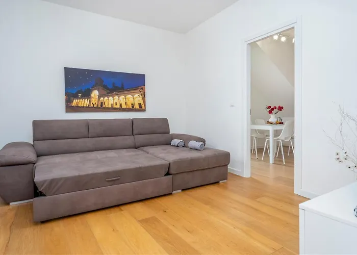 Guesthost - Ricasoli Garden Modern Apartman