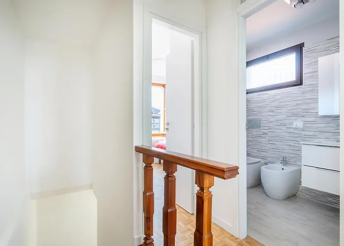 Guesthost - Ricasoli Garden Modern Udine