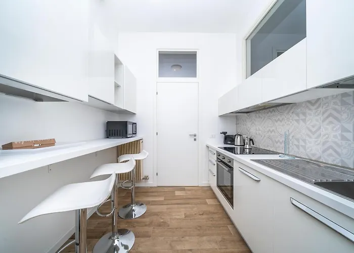 Guesthost - Ricasoli Garden Modern Udine