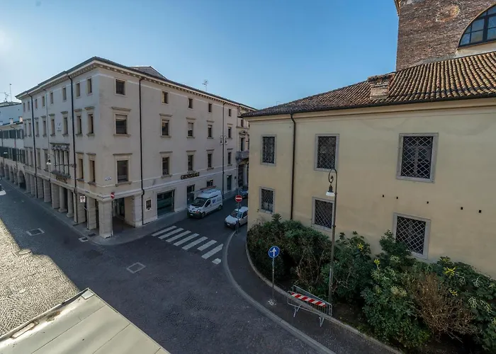 Guesthost - Ricasoli Garden Modern *