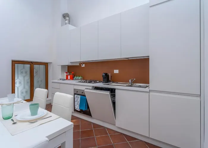 Guesthost - Ricasoli Garden Modern *